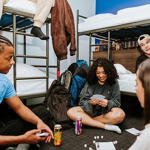 Dormitory Room Mixed